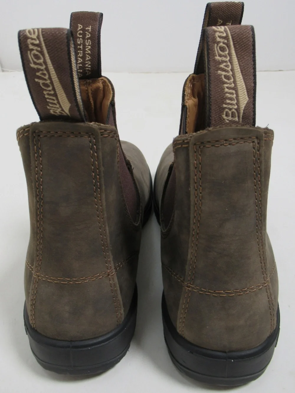 Blundstone Unisex #585 Classics Chelsea Boots Rustic Brown 7.5 US M / 9.5 US W
